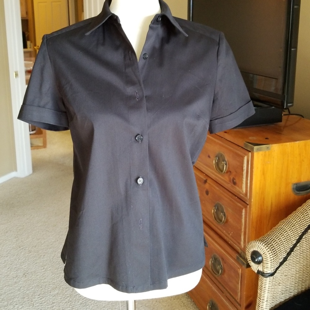 BCBG MAX AZRIA BUTTON DOWN